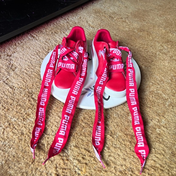 PUMA WOMEN'S BASKET HEART DE
SNEAKERS BOW LACES. - Picture 8 of 17